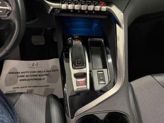 PEUGEOT 3008 usata, con Climatizzatore automatico, 2 zone