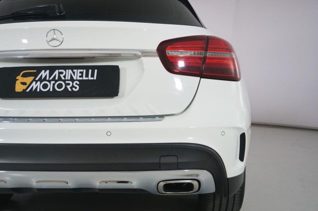 MERCEDES-BENZ GLA 200 usata, con Tettuccio apribile