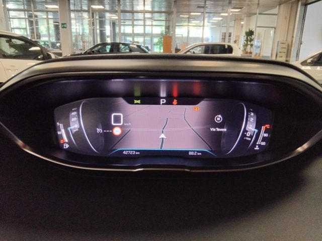 PEUGEOT 3008 usata 26