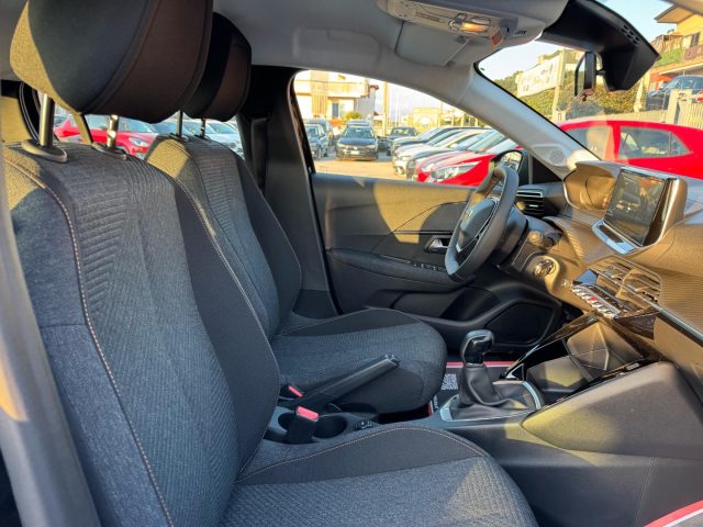 PEUGEOT 208 usata, con USB