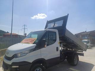 IVECO Daily usata, con Airbag laterali
