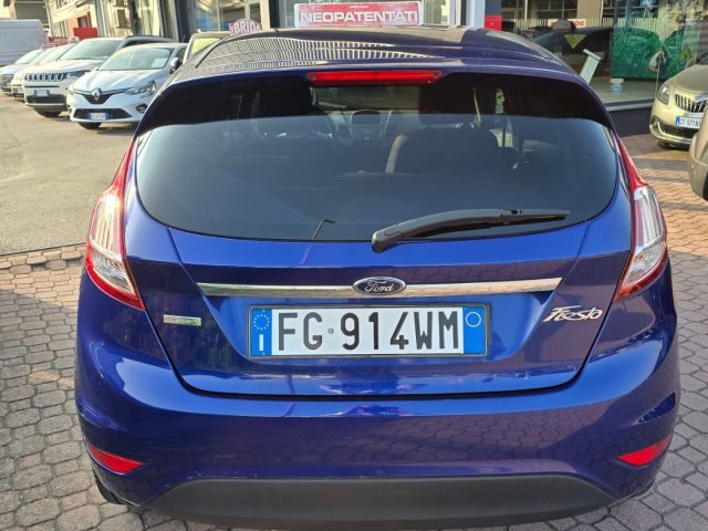 FORD Fiesta usata, con Specchietti laterali elettrici