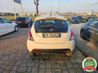 LANCIA Ypsilon usata, con Alzacristalli elettrici
