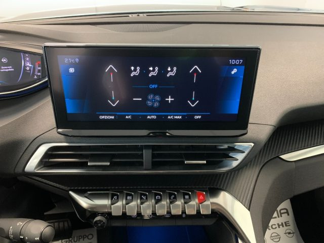 PEUGEOT 5008 usata, con Sistema di navigazione