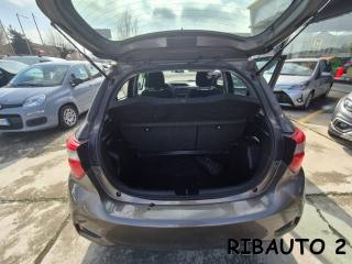 TOYOTA Yaris usata, con Vetri oscurati