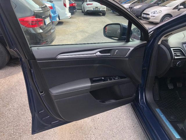 FORD Mondeo usata, con Specchietti laterali elettrici