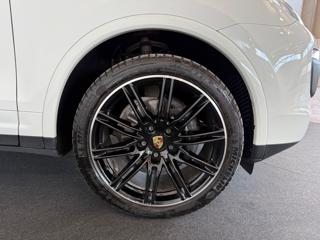 PORSCHE Cayenne usata, con Boardcomputer