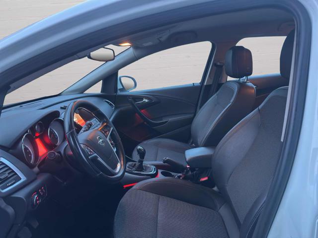 OPEL Astra usata, con Climatizzatore