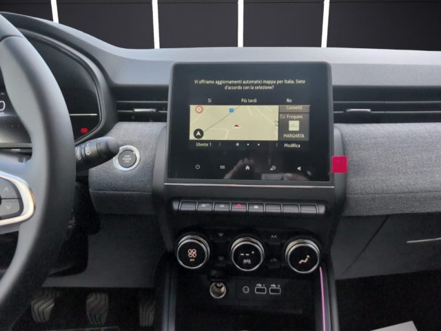 RENAULT Clio usata, con Fari LED