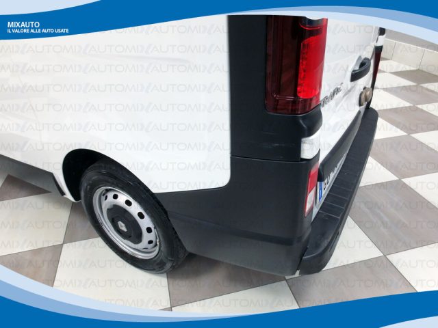 RENAULT Trafic usata, con Bracciolo