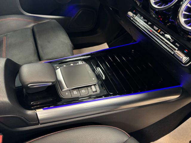 MERCEDES-BENZ GLA 180 usata, con Volante multifunzione