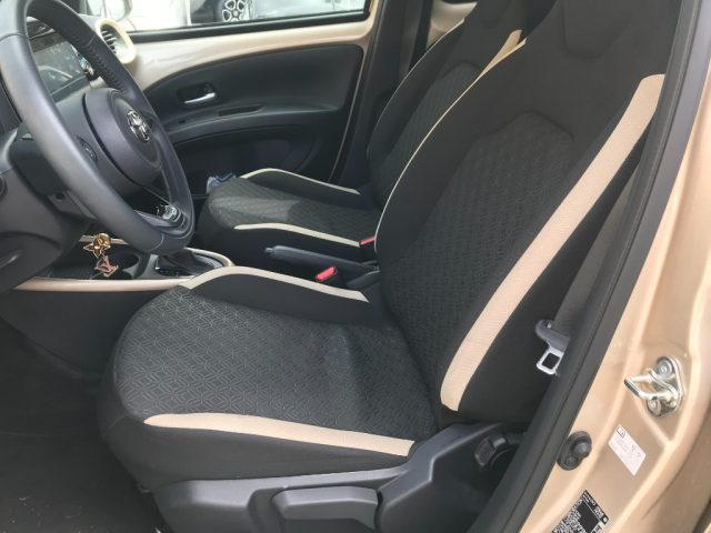 TOYOTA Aygo X usata, con Chiusura centralizzata