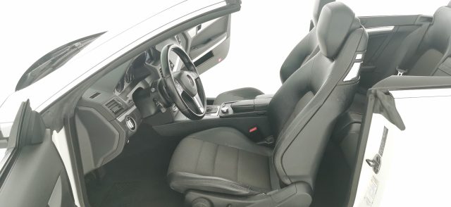 MERCEDES-BENZ E 220 usata, con ESP