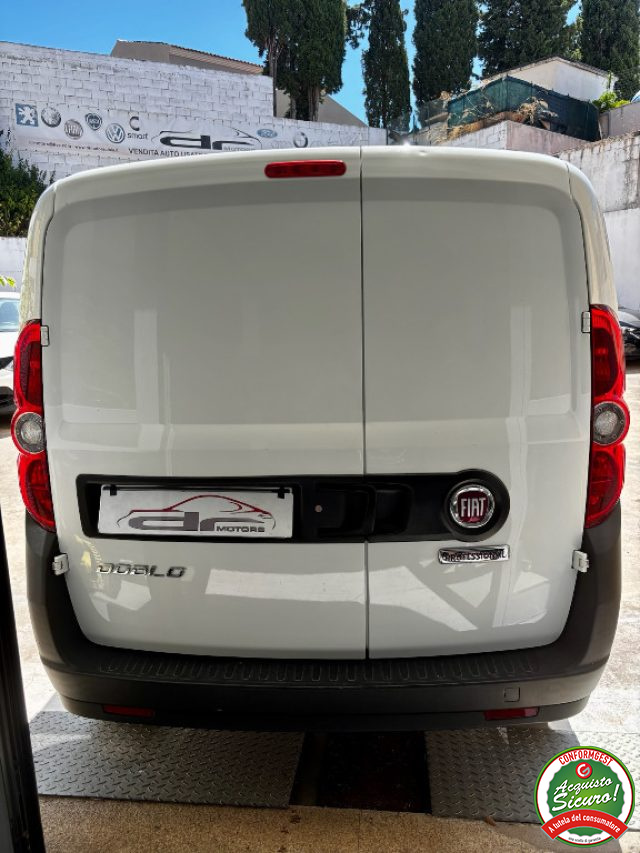 FIAT Doblo usata, con Controllo automatico clima