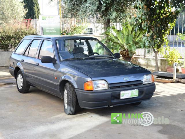 FORD Escort usata 1