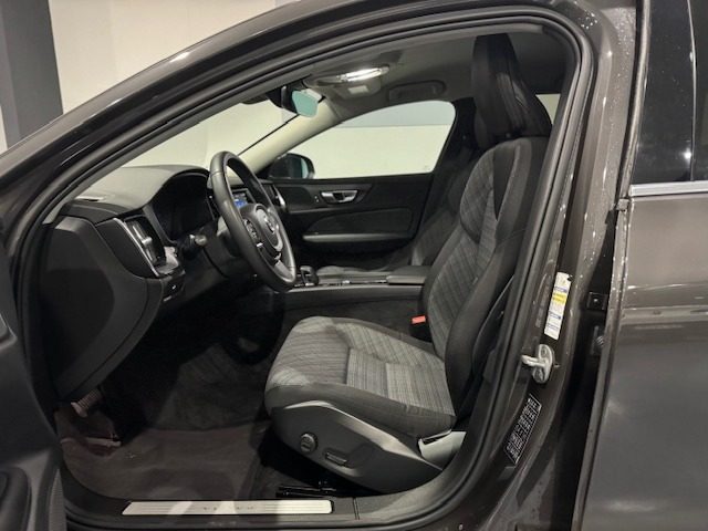 VOLVO V60 usata, con Regolazione elettrica sedili