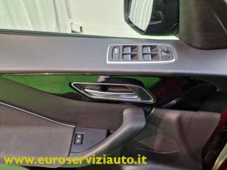 JAGUAR F-Pace usata, con Leve al volante