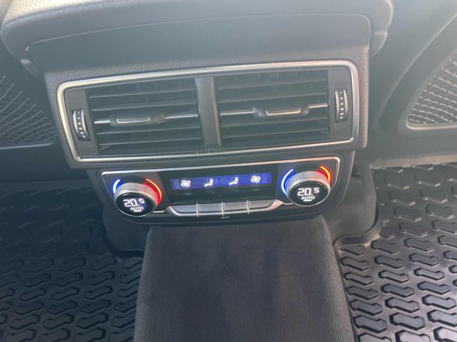 AUDI Q7 usata, con Park Distance Control