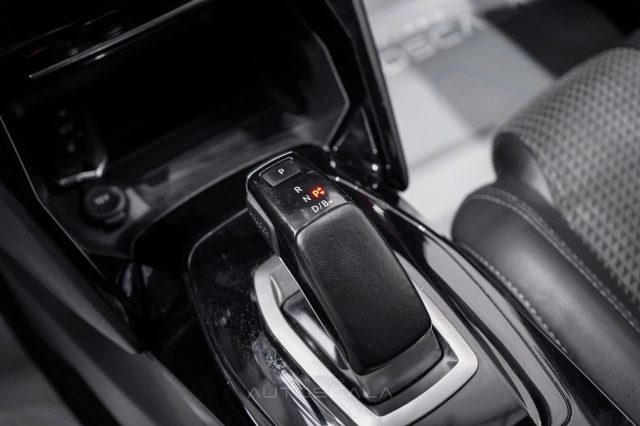 PEUGEOT 208 usata, con Bracciolo