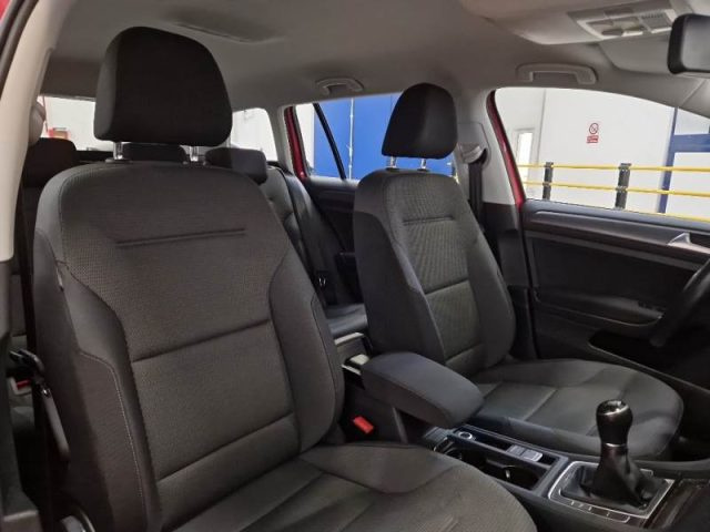 VOLKSWAGEN Golf Variant usata, con Boardcomputer