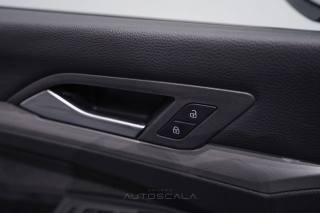 VOLKSWAGEN Golf Variant usata, con Cruise Control