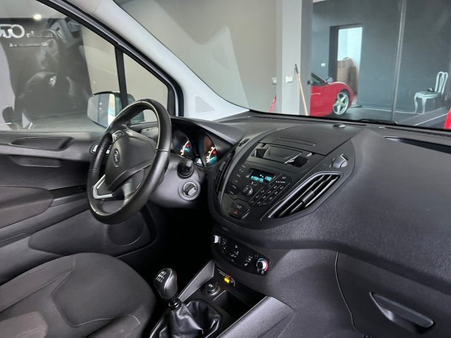 FORD Transit Courier usata, con Climatizzatore