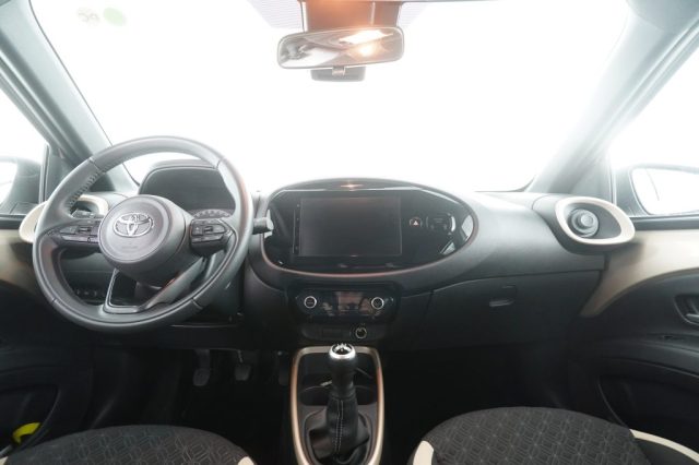 TOYOTA Aygo X usata 4