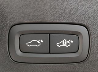 VOLVO XC60 usata, con Bluetooth