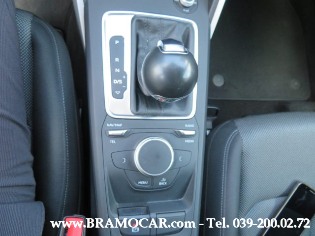 AUDI Q2 usata, con USB