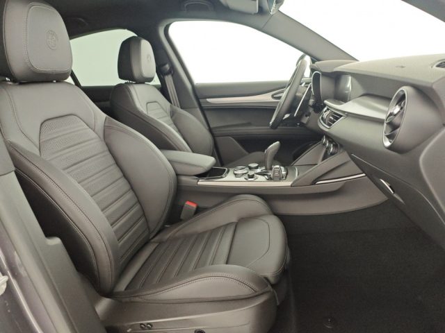 ALFA ROMEO Stelvio usata, con Controllo elettronico della corsia