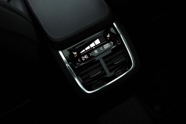VOLVO XC90 usata, con Monitoraggio pressione pneumatici