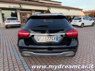 MERCEDES-BENZ GLA 200 usata, con Sedile posteriore sdoppiato