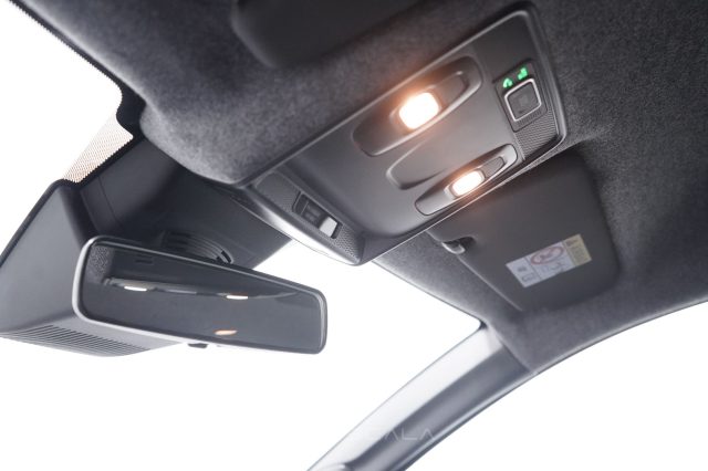 RENAULT Captur usata, con Autoradio digitale
