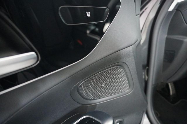 MERCEDES-BENZ C 220 usata, con Trazione integrale