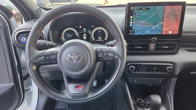 TOYOTA Yaris usata, con Interni in pelle
