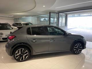 PEUGEOT 208 usata, con Chiusura centralizzata telecomandata