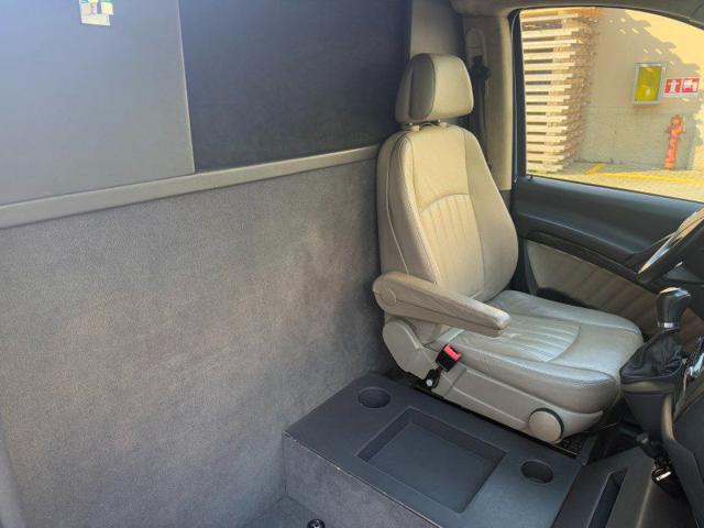 MERCEDES-BENZ Viano usata, con Schermo multifunzione interamente digitale