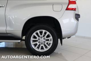 TOYOTA Land Cruiser usata, con Specchietti laterali elettrici
