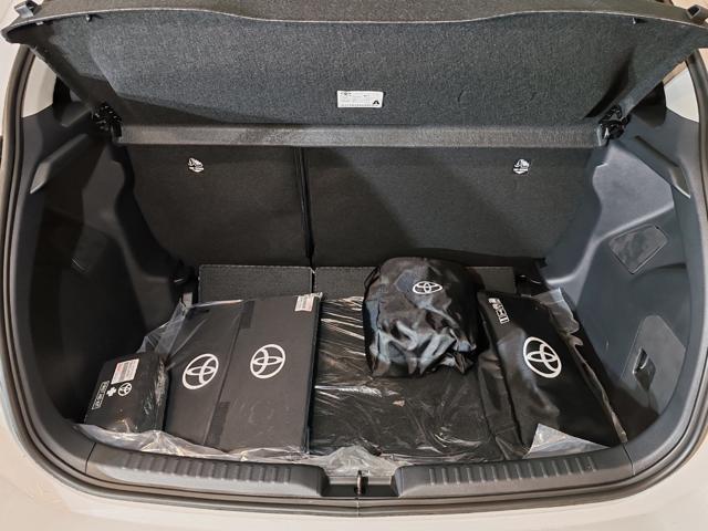 TOYOTA Yaris usata, con Fendinebbia