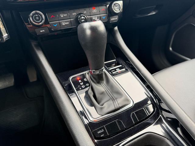 JEEP Compass usata, con Controllo automatico clima