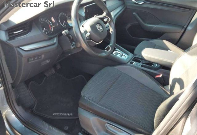 SKODA Octavia usata, con Airbag laterali