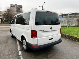 VOLKSWAGEN Caravelle usata, con Autoradio
