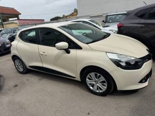 RENAULT Clio usata, con Airbag laterali