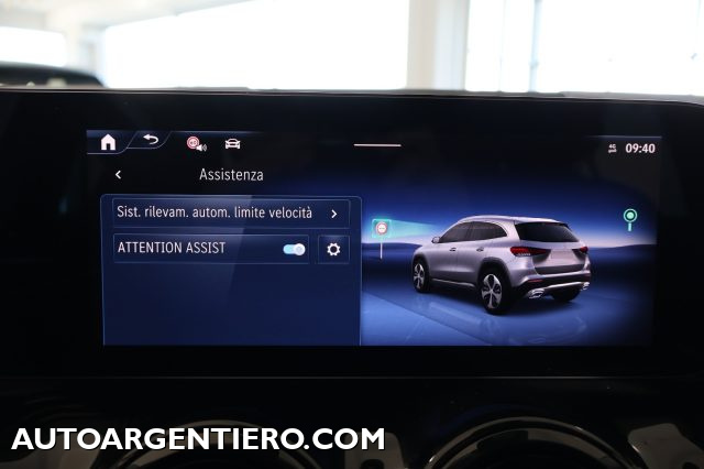 MERCEDES-BENZ GLA 180 usata, con Sistema di navigazione