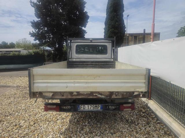 IVECO Daily usata 5