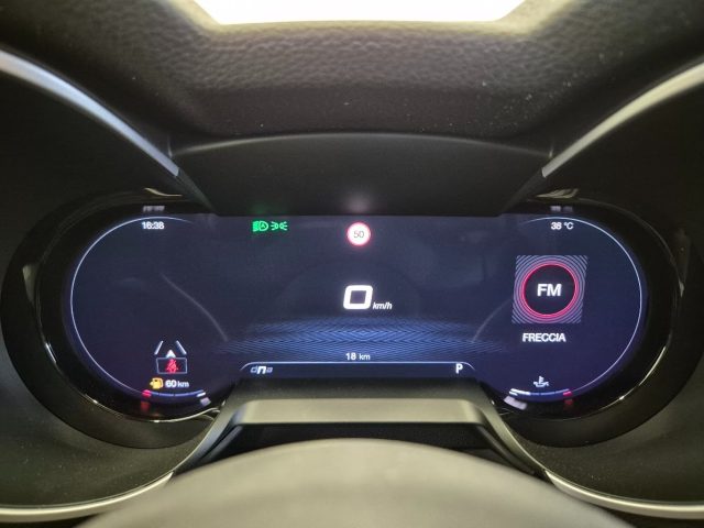 ALFA ROMEO Stelvio usata, con Controllo automatico clima