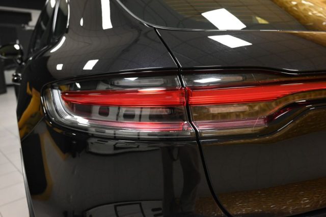 PORSCHE Macan usata 17