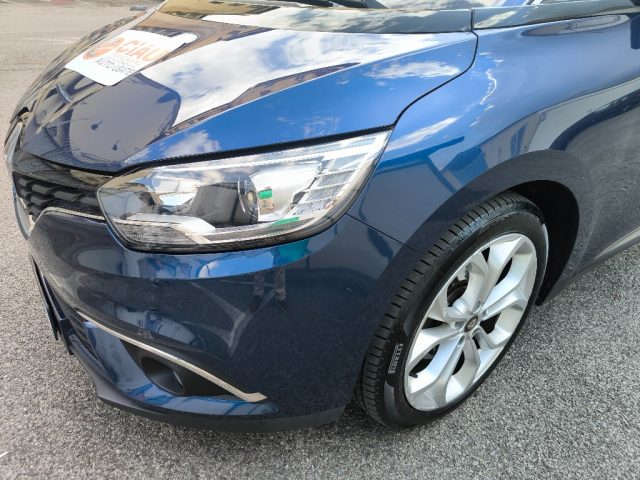 RENAULT Scenic usata, con USB