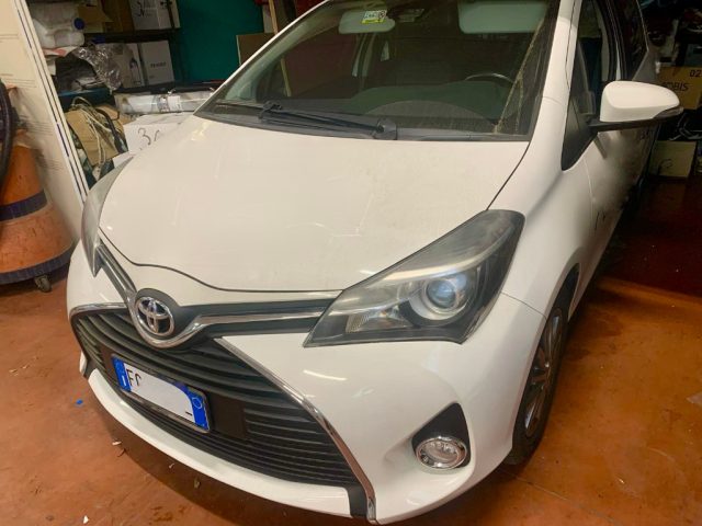 TOYOTA Yaris usata, con ABS