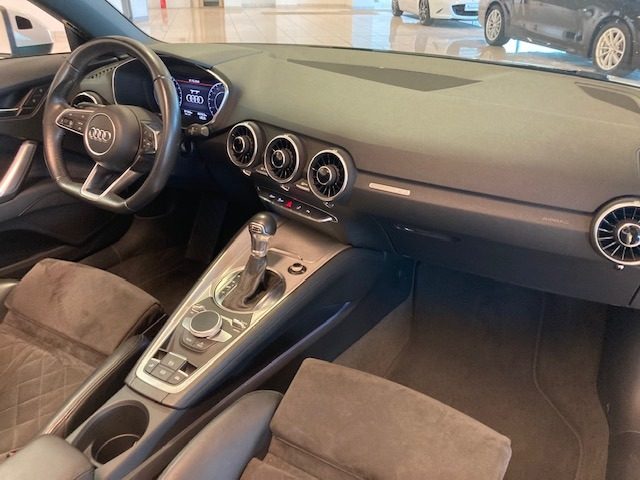 AUDI TT usata, con Boardcomputer